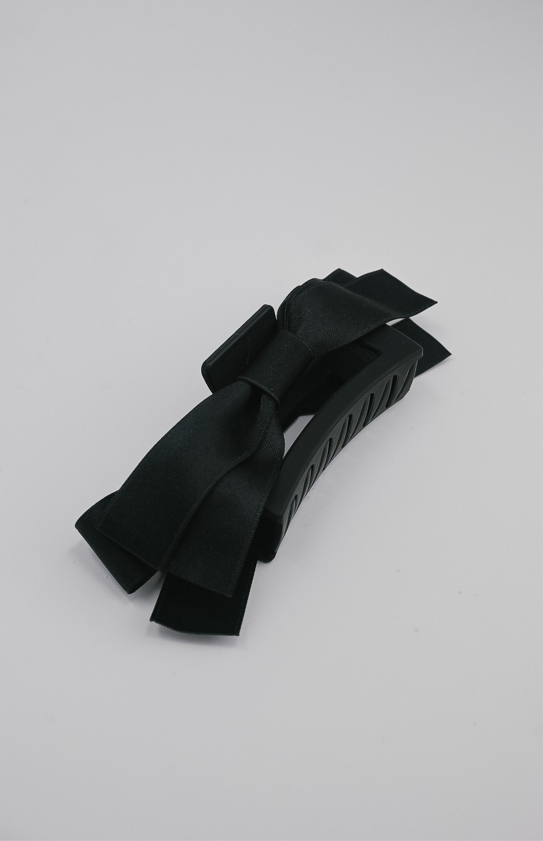 The Emma Claw Clip
