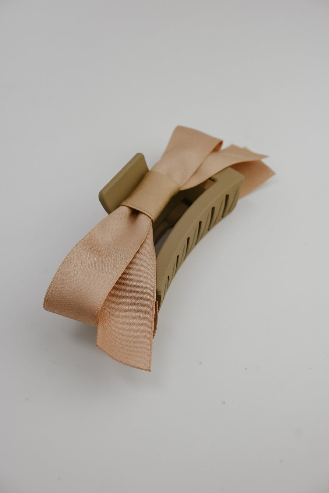 The Emma Claw Clip